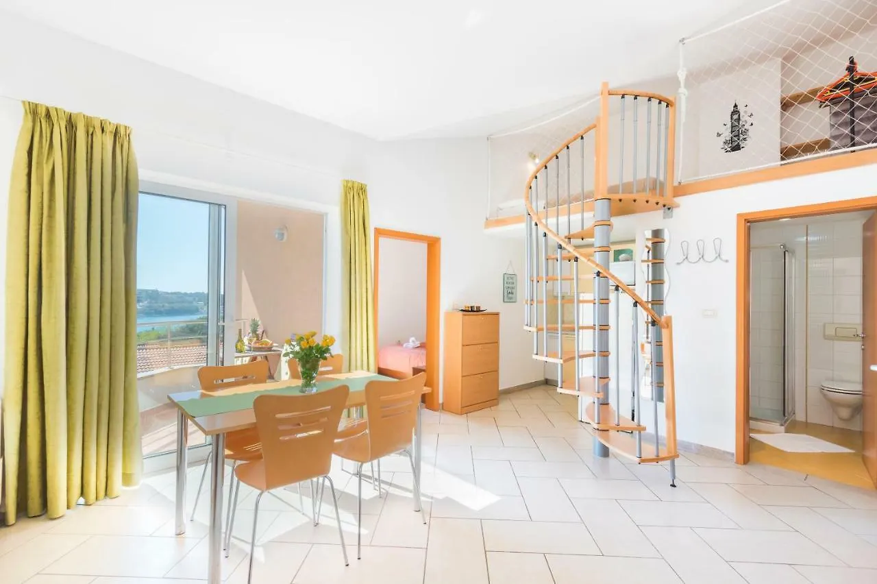 Villa Alexandra Pula Apartment