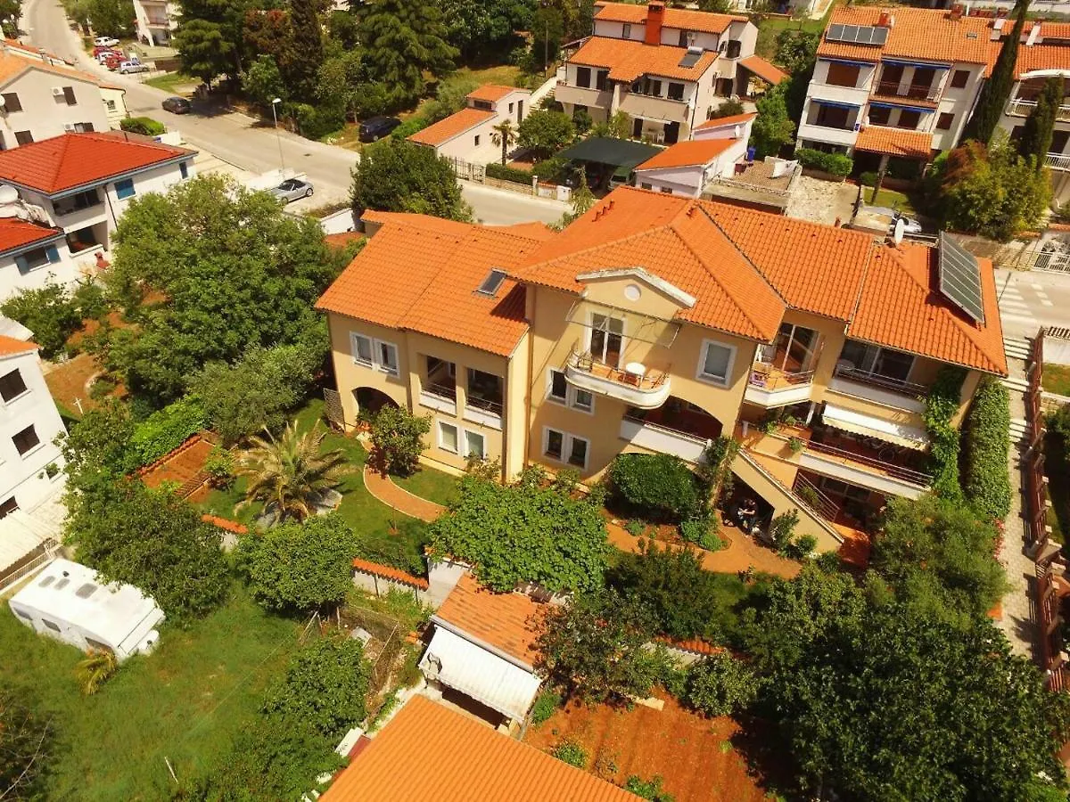 Villa Alexandra Pula 0*,  Kroatien